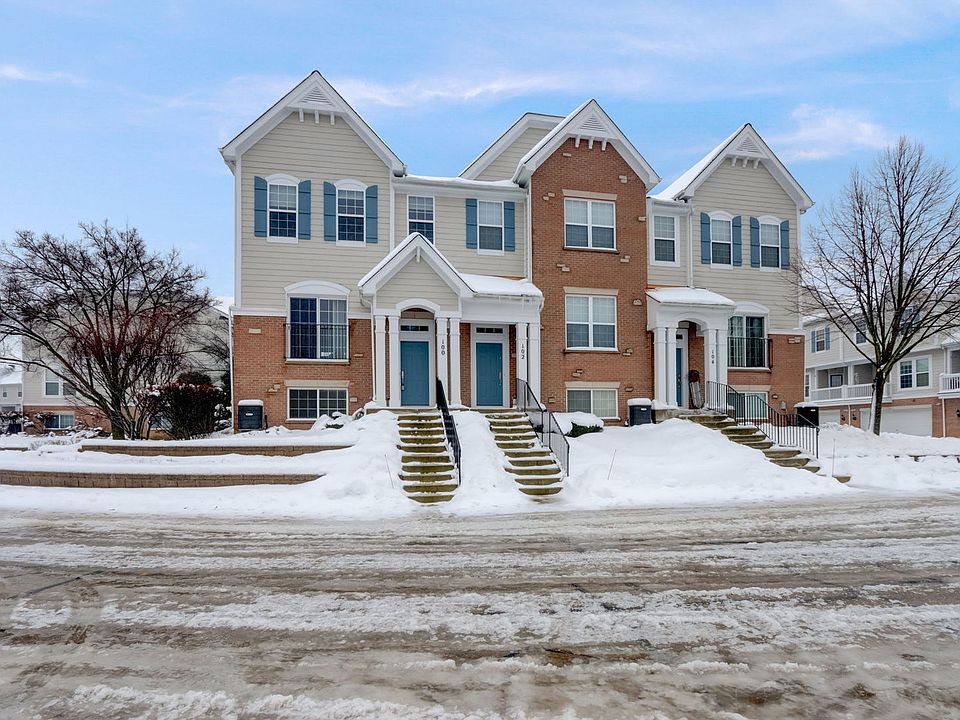 1st image of 100 Arcadia Ln