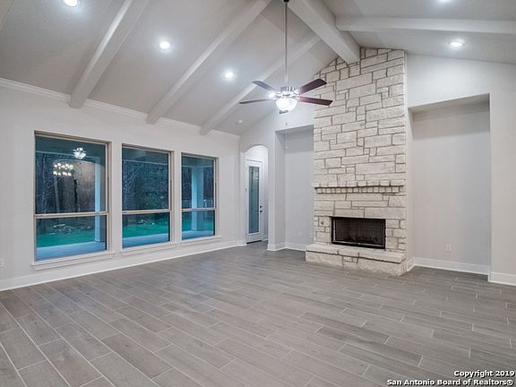 5th image of 954 Woodland Oaks