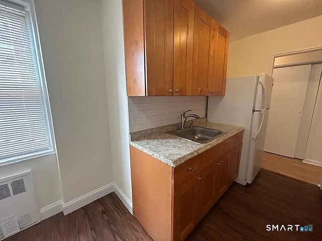39 Glenbrook Rd #3U — Photo 10