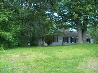 9600 N Meridian Rd, Pleasant Lake, MI 49272