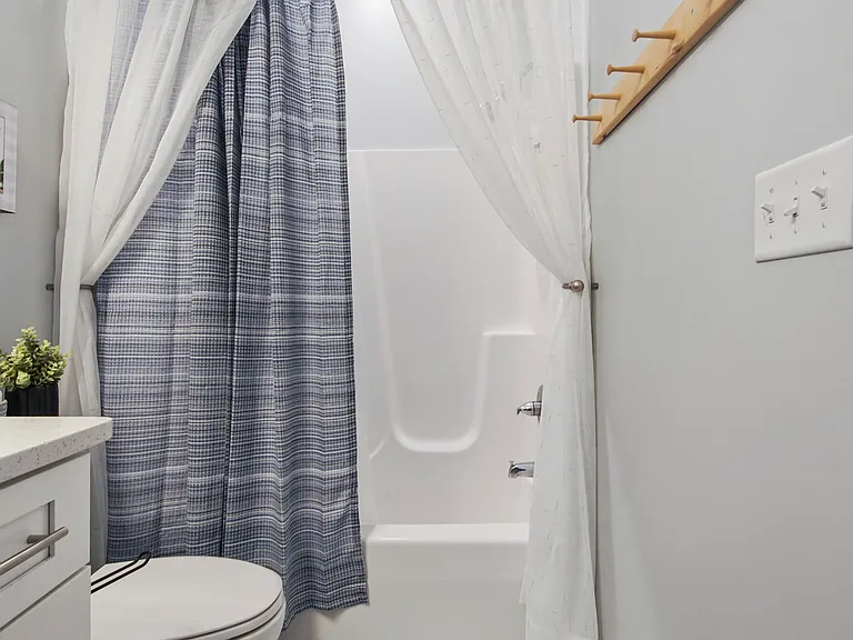 2226 Joan Ave #9 — Photo 33