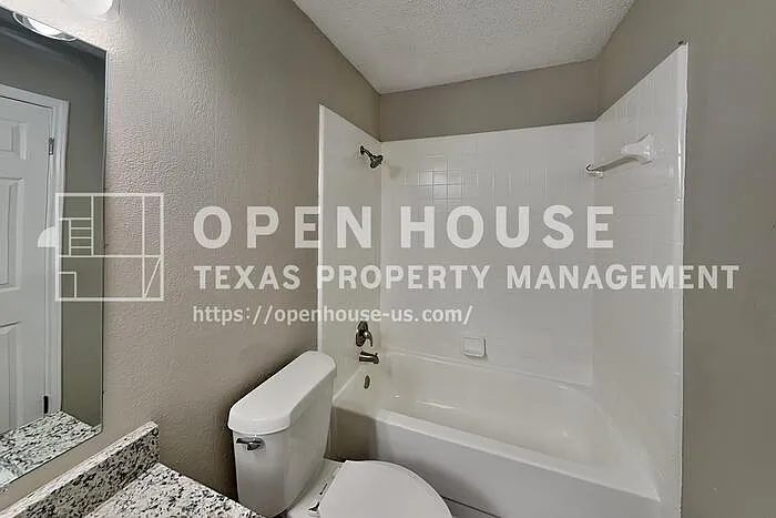 1616 Barclay Dr — Photo 17