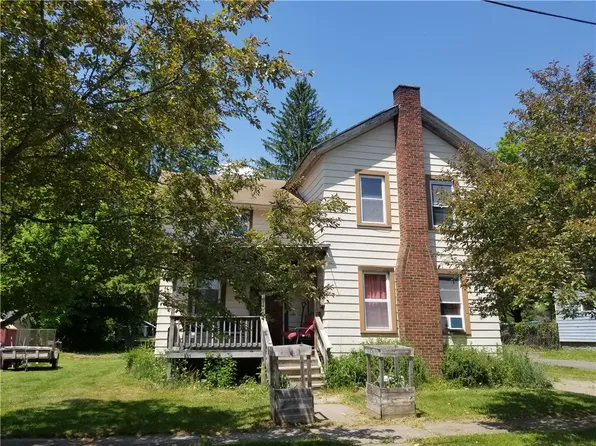 33 Maydole St, Norwich, NY 13815