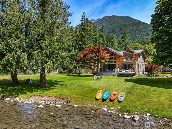 12125 434th Avenue SE, North Bend, WA 98045