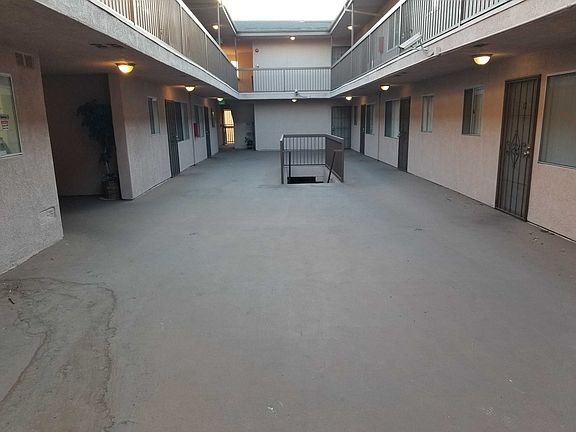 4th image of 342 W Elm Ave #C