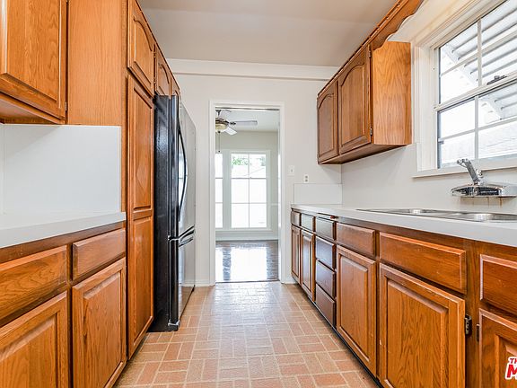 4th image of 5815 E Adderley Dr