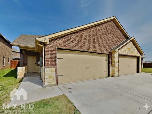 741 Rolling Terrace Cir, Granbury, TX 76049