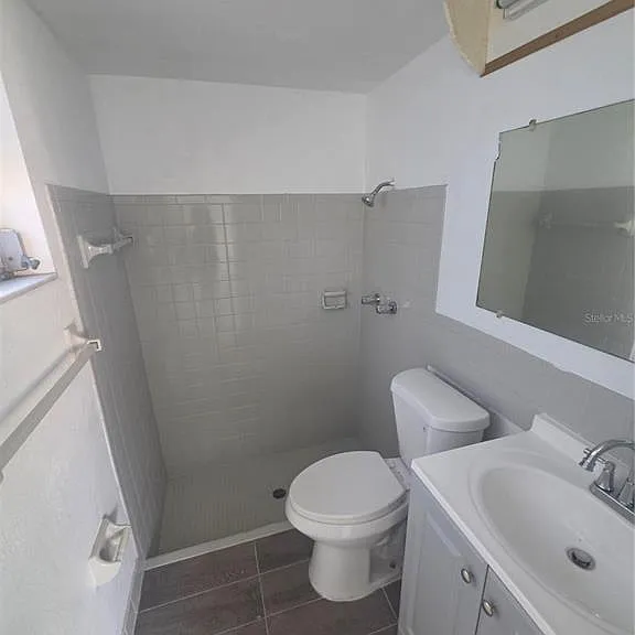 12213 Partridge Hill Row — Photo 4
