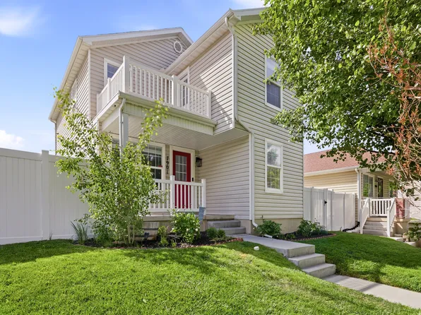 7901 N Weeping Ash Way E, Eagle Mountain, UT 84005