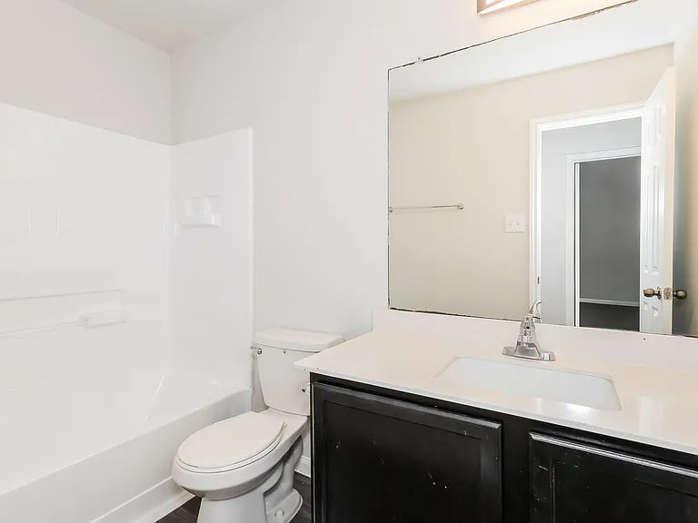 2451 Gibbs Bend Ct — Photo 15