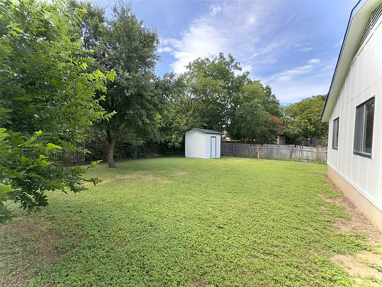 2206 Spring Breeze Dr — Photo 19