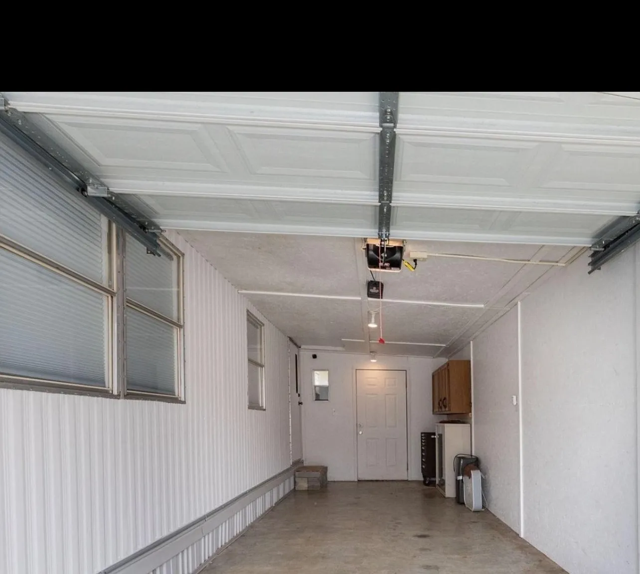 1 bed, 900 sqft, $1,075 — Photo 2