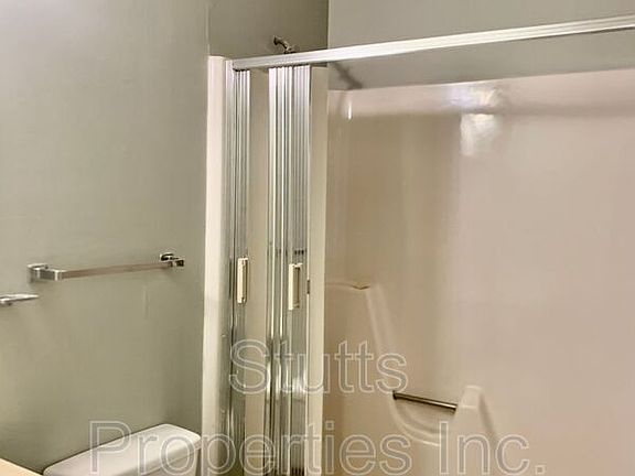 5th image of 1825 Darby Dr Unit G-7