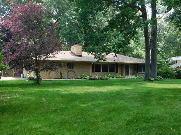 2387 Swanson Rd, Portage, IN 46368