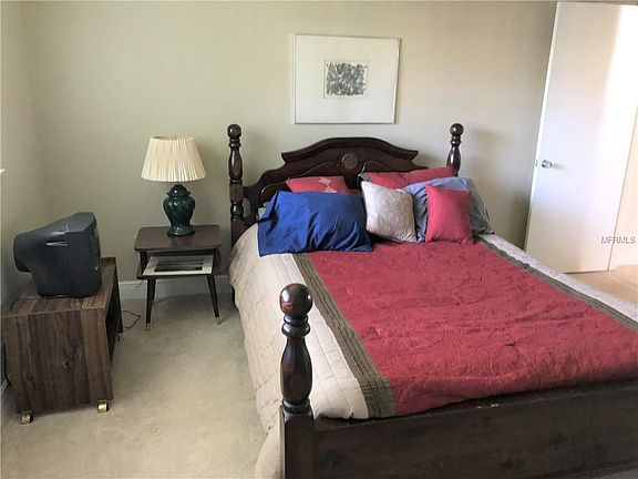 5th image of 760 Barber Cir