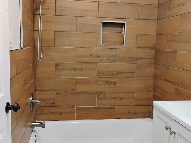 1347 E Trigg Ave — Photo 5