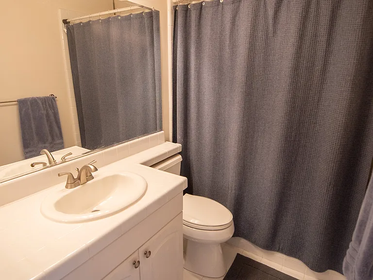 813 Comstock Dr — Photo 22