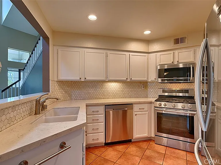 8015 E Treeview Ct — Photo 18