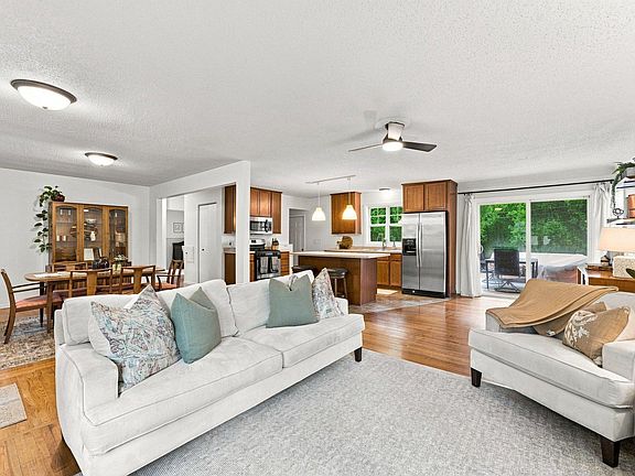 5th image of 4057 Gisella Blvd
