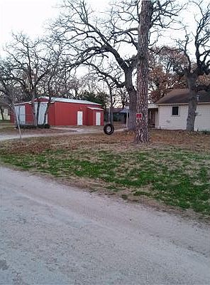 1st image of 454 Oak Park Four