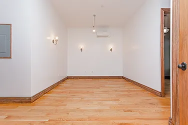 Rented by MySpaceNYC