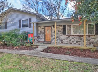 723 Robertsville Rd, Oak Ridge, TN 37830