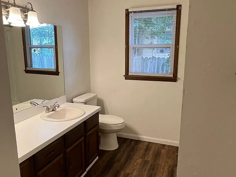 3335 E Sunset St A&B — Photo 23