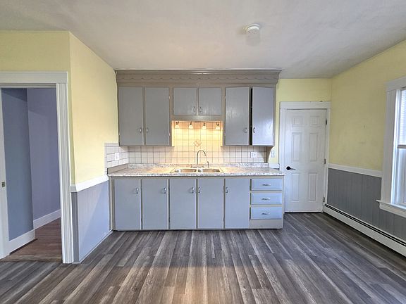 4th image of 30 Main St #2