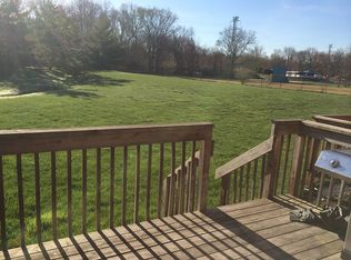 3 Lily Ct, Edison, NJ 08820