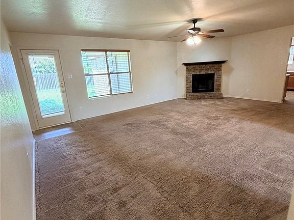 3rd image of 3905 Frigate Dr