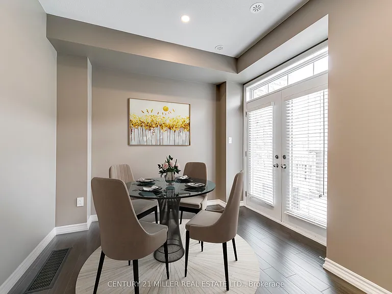 2435 Greenwich Dr #24 — Photo 16