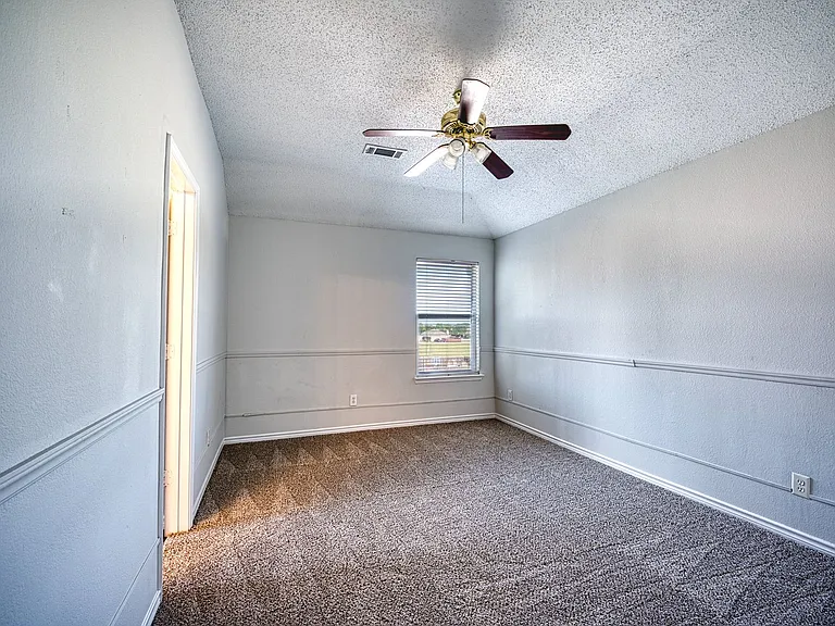 1532 Tanglewood Dr — Photo 22
