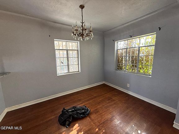 2nd image of 2803 Idalia Ave