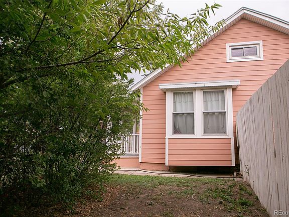 4th image of 2528 Eaton Street