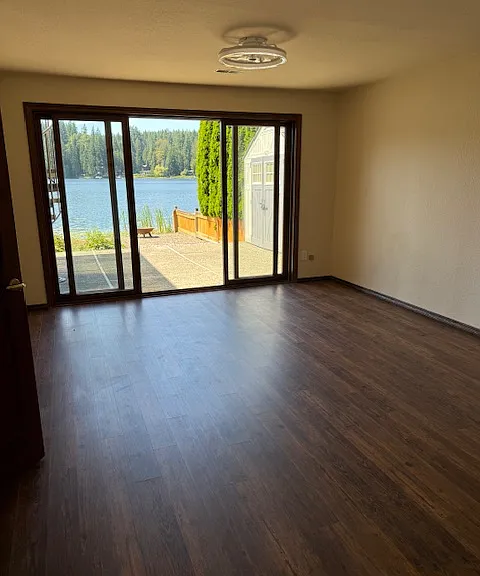 E Ames Lake Ln NE — Photo 4