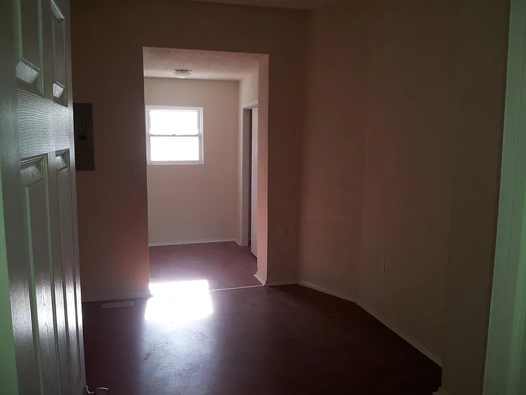 1525 W Westmoreland St #2 — Photo 3
