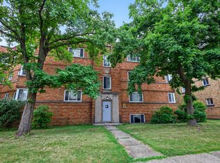 2715 Noble Rd #6, Cleveland, OH 44121