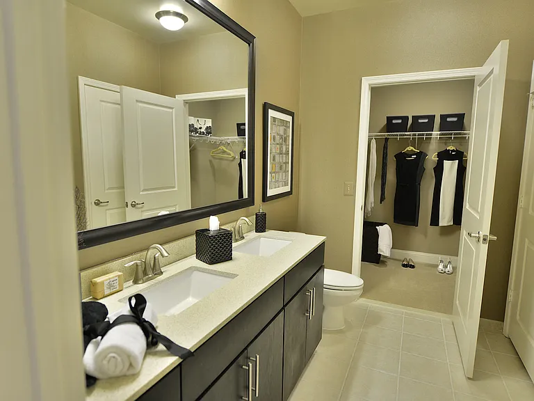 Modern Bathroom