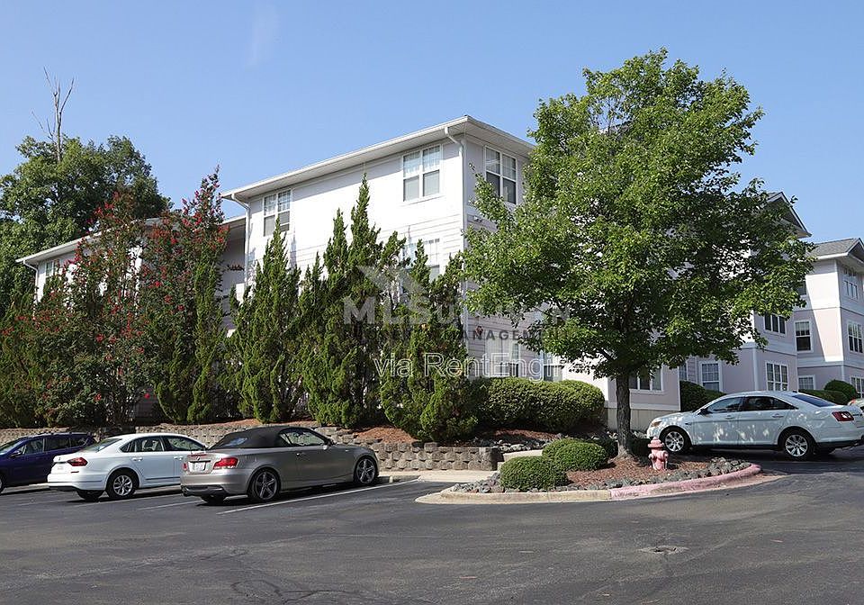 1st image of 929 Morreene Rd APT C35