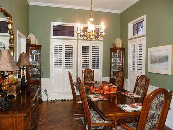 5th image of 236 Lakeside Pl #224