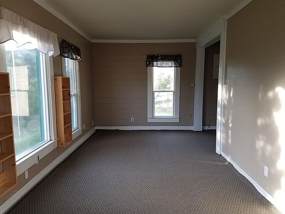 12.5' x 24' living room