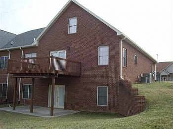 3rd image of 519 Kensington Dr