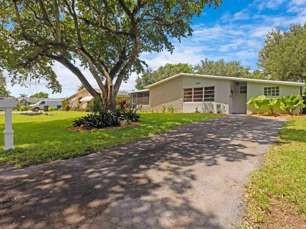 2830 N 62nd Avenue, Hollywood, FL 33024