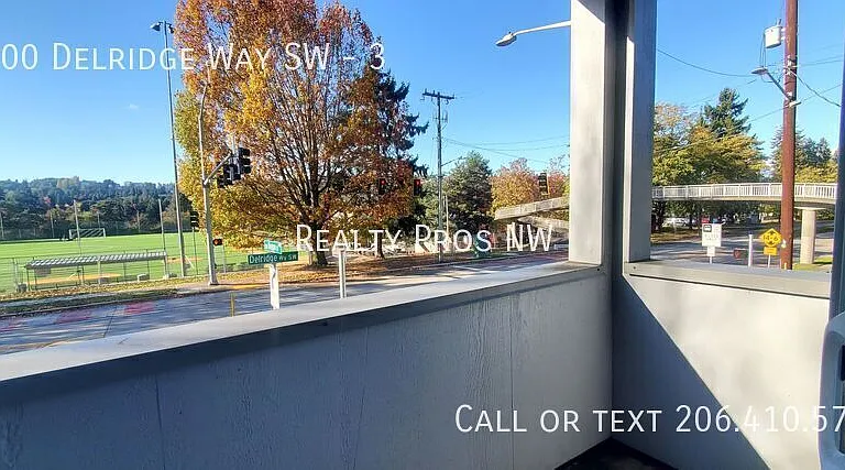 4500 Delridge Way SW #3 — Photo 9
