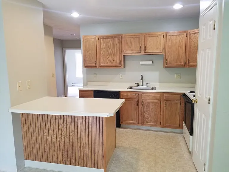 Willow Wood Apartment Homes — Photo 6