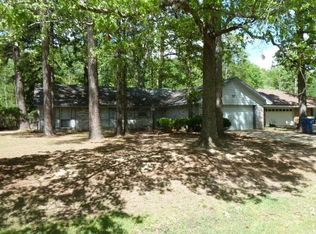 141 Elmview Ln, Haughton, LA 71037