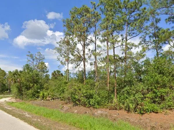 5022 44th St NE, Naples, FL 34120