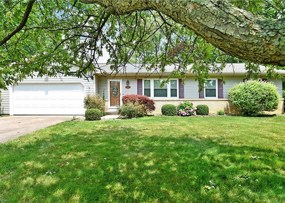 1st image of 3841 Allenwood Dr SE