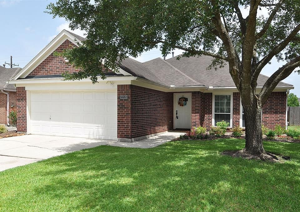 1st image of 22120 Knights Cove Dr
