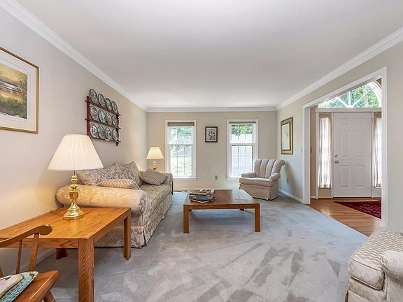 5th image of 2151 Berkshire Club Dr